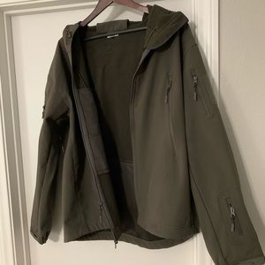 Ski snowboard jacket brand new